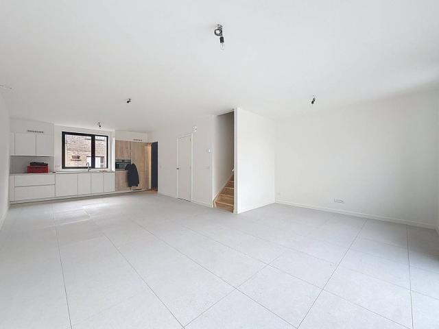 Spacious new build home for rent in Deerlijk!