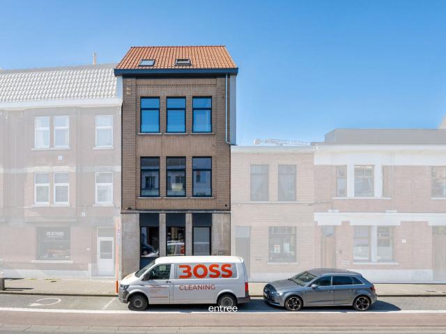 Spacious newly built flat with garden and 2 bedrooms in Ghen