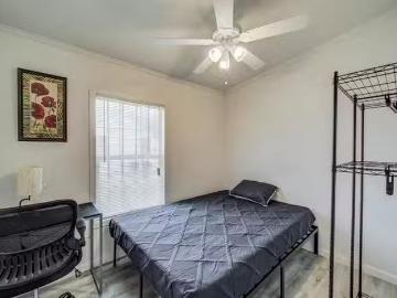 Spacious & newly renovated Dallas House with Patio or porch i.