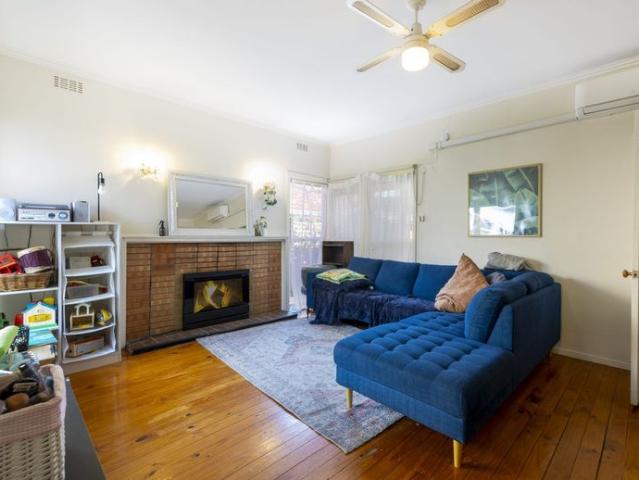 Spacious Newport Home – Walk to Station, Cafes & Waterfront