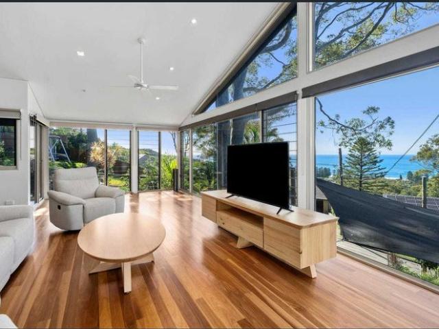 Spacious Newport Home with Ocean Views