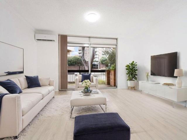 Spacious North Facing Apartment in Heart of Hurstville