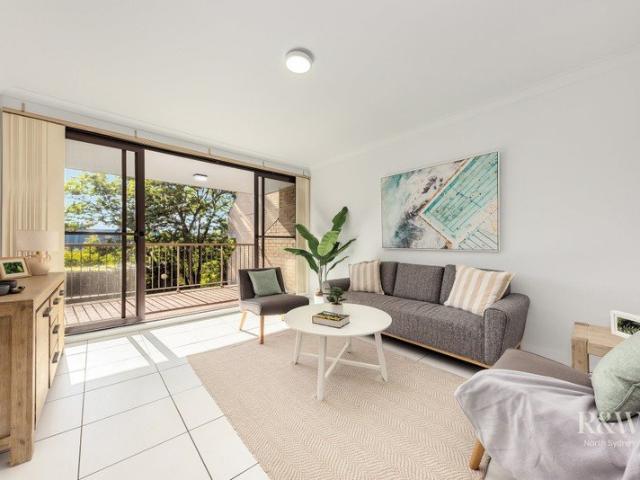 Spacious north facing apartment in the heart of Cremorne/Neutral Bay