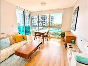 Spacious North Facing Apartment in the Prestigious Pavilion Building