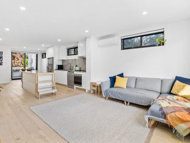 Spacious North Facing Apartment