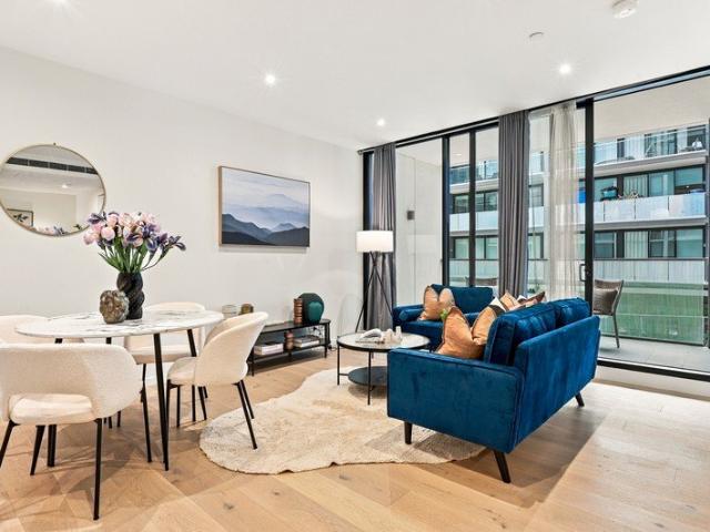 Spacious North Facing One Bedroom + Oversized Study in the Heart of Chatswood