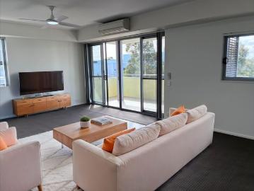 Spacious North Facing Three Bedroom Apartment in Rouse Hill