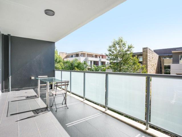 Spacious North Facing Unit Great Location