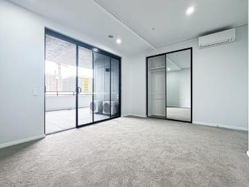Spacious One Bed Apartments Available Now