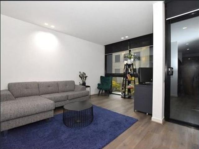 Spacious One Bedroom Unfurnished