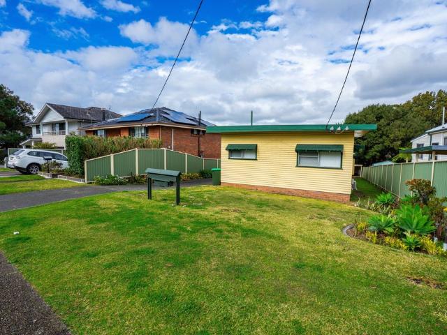 Spacious One Bedroom Unit in Convenient Kahibah Location