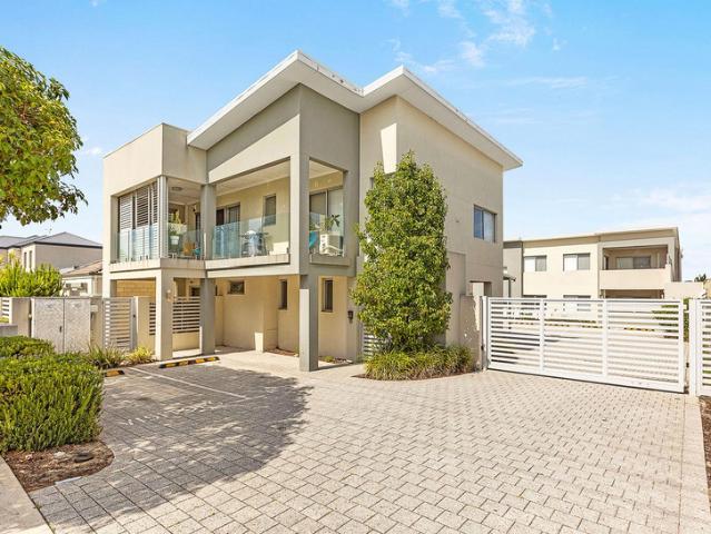Spacious One Bedroom Unit with Study in Rivervale