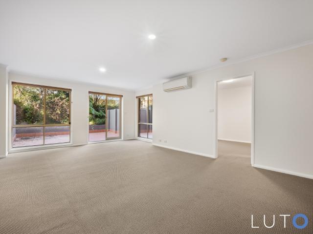 SPACIOUS ONE BEDROOM APARTMENT
