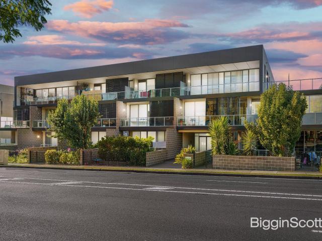 Spacious one bedroom apartment in a great location!