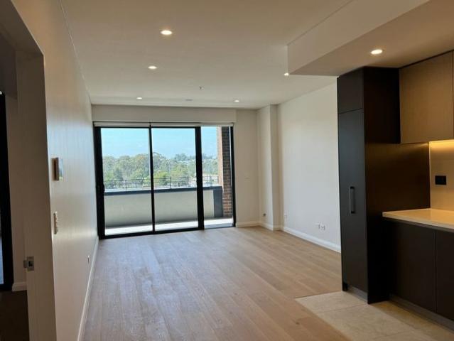 Spacious one bedroom apartment in Heart of Tallawong