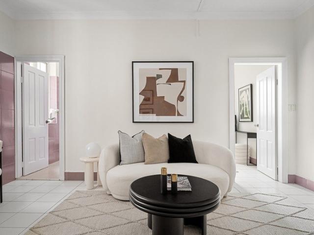 Spacious One Bedroom Apartment In 'St James'