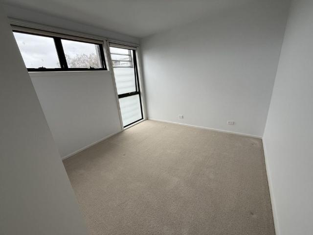 Spacious one bedroom apartment in prime location