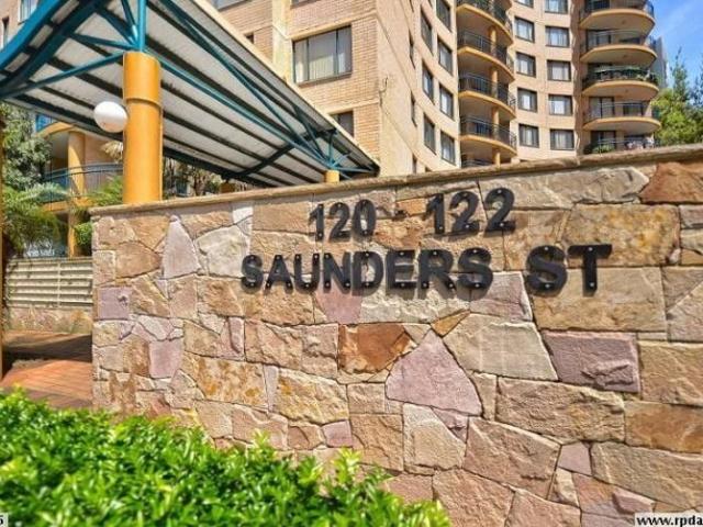 Spacious One Bedroom Apartment in the Heart of Pyrmont