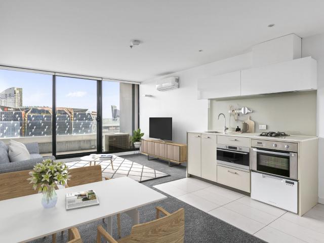 Spacious One bedroom Apartment with City Living!