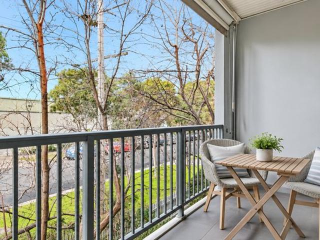 Spacious one bedroom apartment with large private balcony