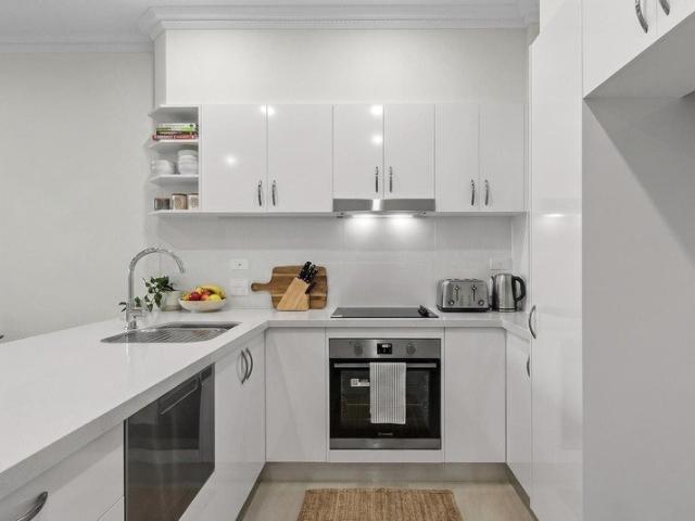 Spacious one bedroom apartment with private balcony