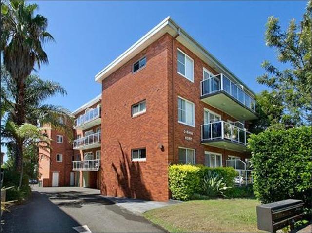 Spacious One Bedroom Apartment with Private Balcony