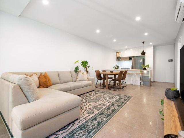 Spacious One Bedroom Apartment with Study, Secure Parking & Resort Style Pool Views in Prime South Brisbane