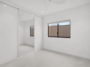 Spacious one bedroom granny flat in Spring Farm