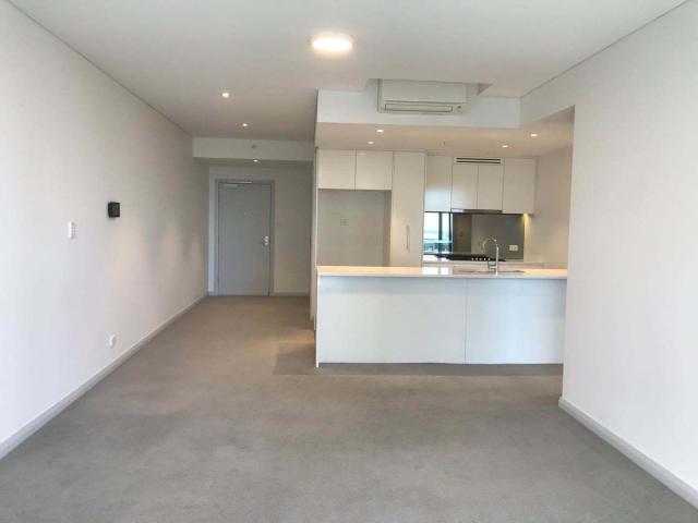 Spacious one bedroom in prime location