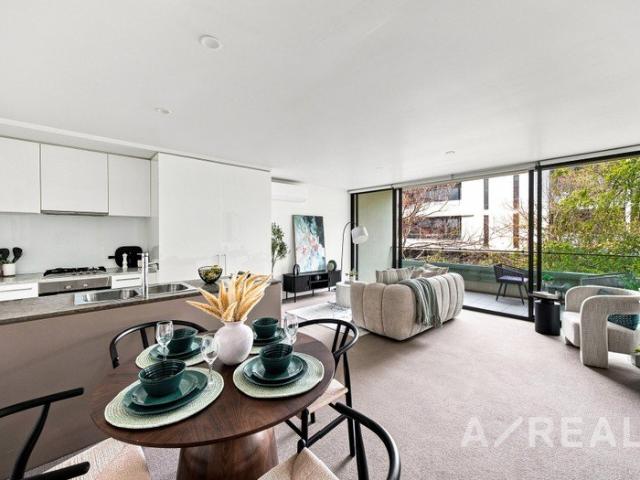 Spacious One Bedroom Living in a Coveted Malvern Location