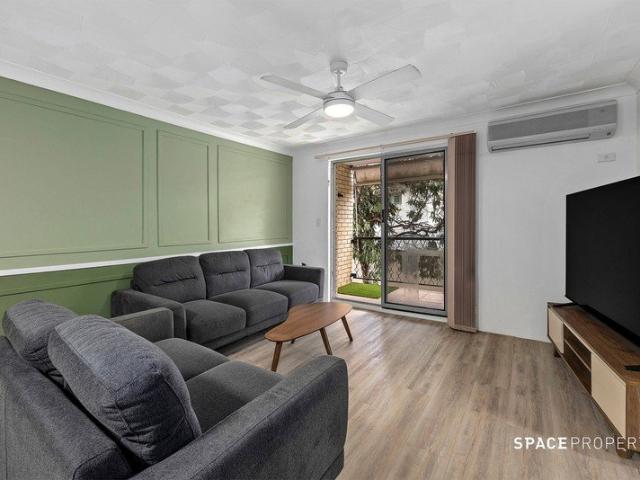 Spacious One Bedroom Living in Leafy Hamilton