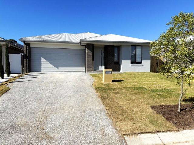 Spacious Open Plan Home with Ducted A/c