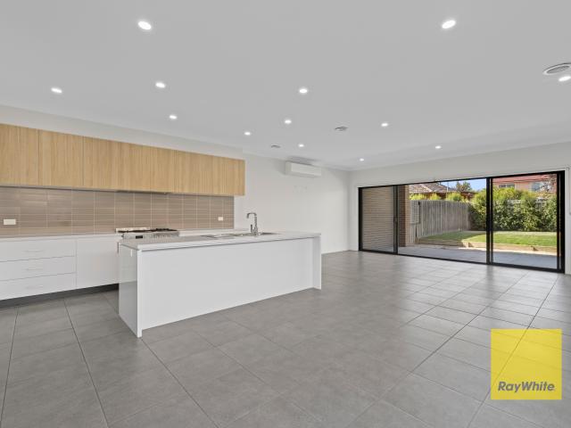 Spacious Open Plan Living in Prime Position