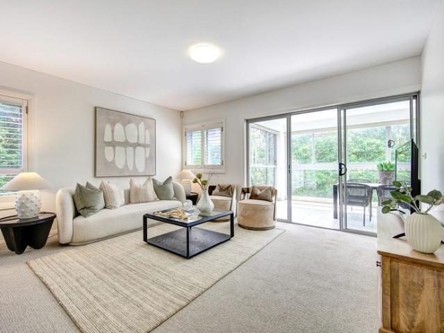 Spacious open plan north facing home and entertainer
