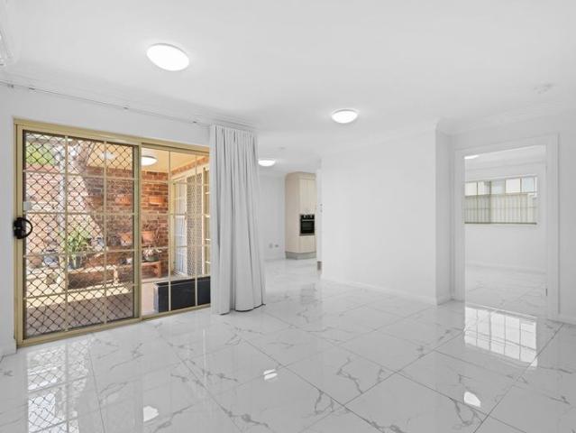 Spacious over 55's Villa