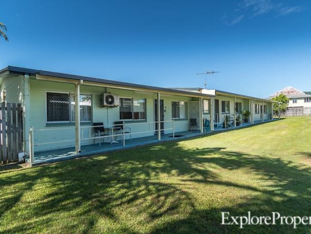 Spacious partly furnished unit