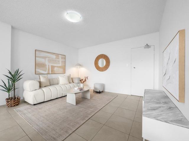 Spacious Parkside Apartment with an East Facing Balcony