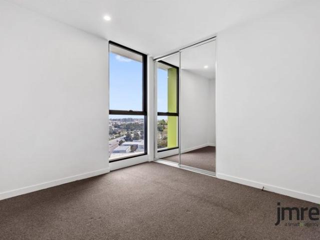 Spacious Parkside Living in the Heart of Parkville
