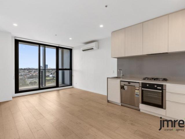 Spacious Parkside Living in the Heart of Parkville