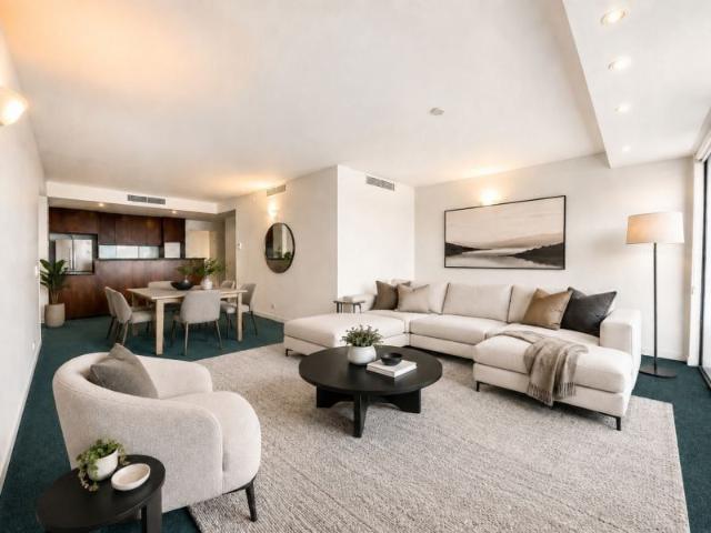Spacious Parkville Apartment with Tandem Underground Parking