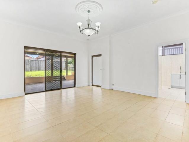 Spacious, Peaceful & Perfectly Positioned in Central Mosman