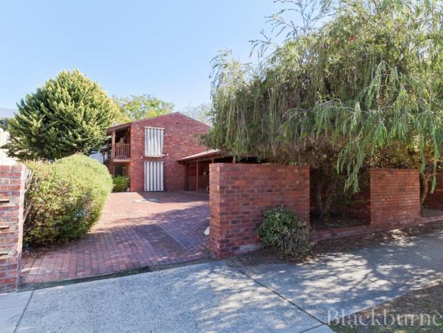 Spacious & Peacefully Positioned in Crawley