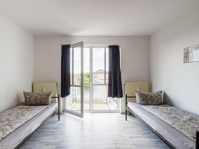 Spacious, perfect studio in Chemnitz, Chemnitz Amsterdam Apartments for Rent