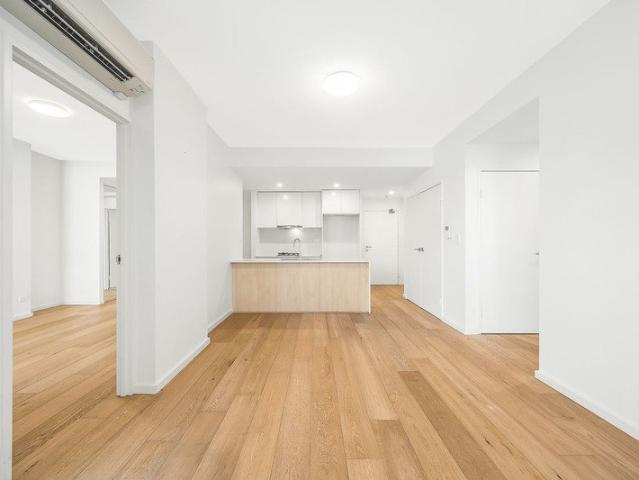 Spacious & Practical Apartment with Parking and Storage in a Convenient Ryde Setting