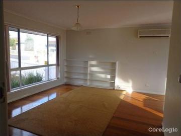 Spacious & Practical Living in a Convenient Location