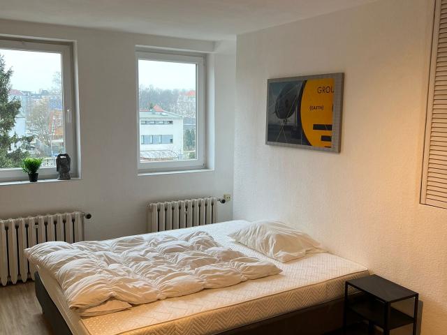 Spacious & pretty studio in Alt Hohenschönhausen, Berlin, Berlin Amsterdam Apartments for Rent