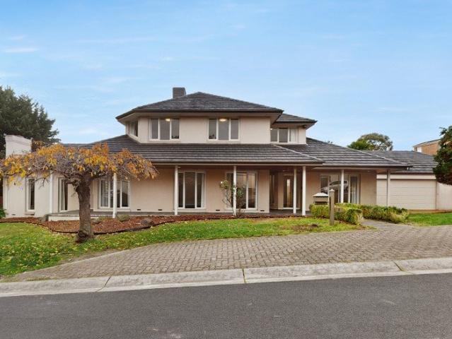 Spacious & Premium Family Living, zoned for EDSC