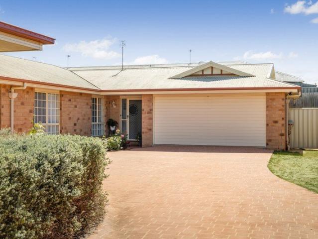 Spacious, Private & Modern Without the Body Corporate Fees!