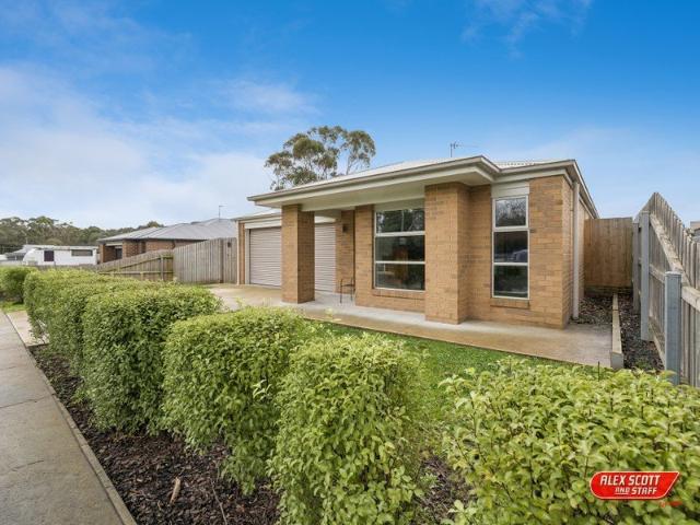 Spacious, private and low maintenance living, close to everything!