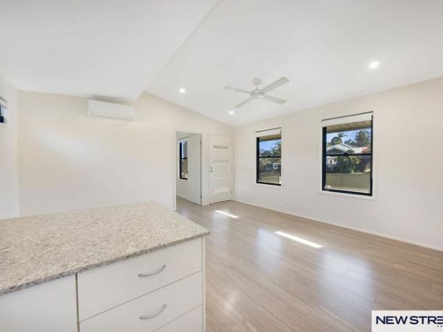 Spacious & Private Granny Flat